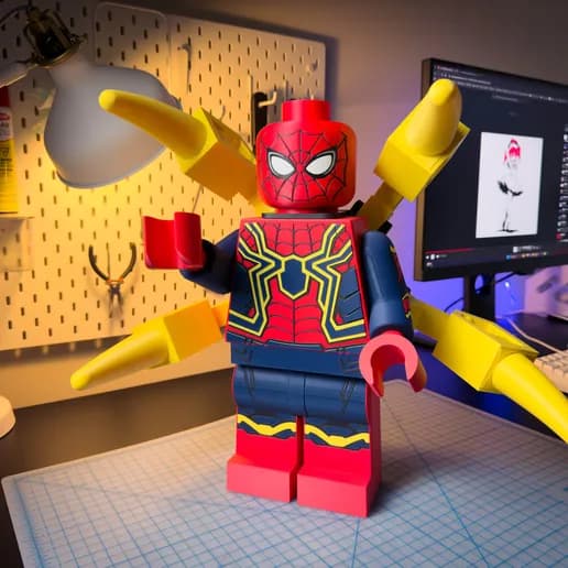 The Iron Spider Modular Figure! Infinity Gauntlet Ready